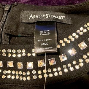 Black sleeveless knit top with rhinestones size 18/20 Ashley Stewart